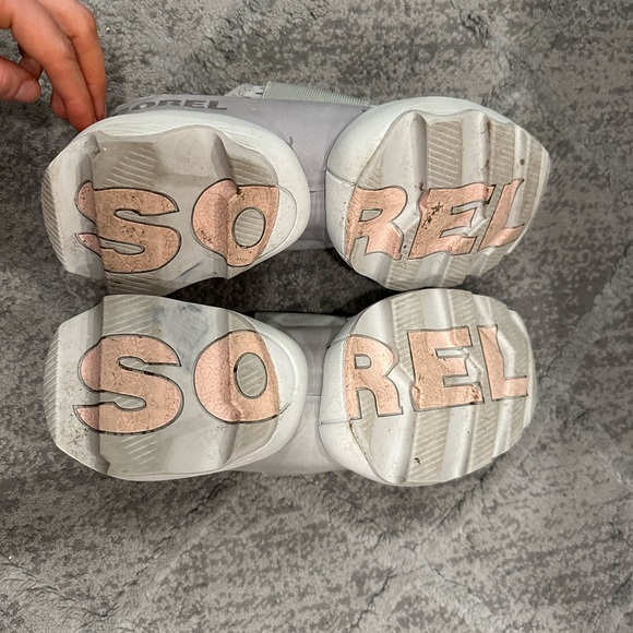 Sorel Kinetic Impact Strap Sneakers Gray Size 9 - Picture 4 of 6